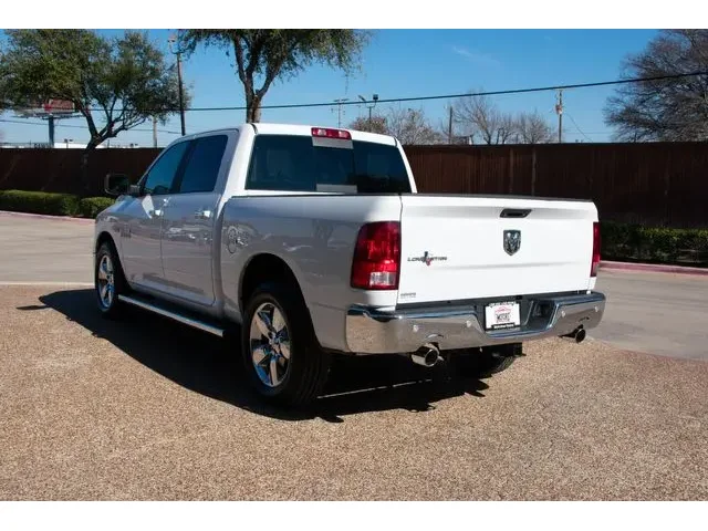 SEMINUEVOS RAM 1500 Crew Cab a Estados en autogozo