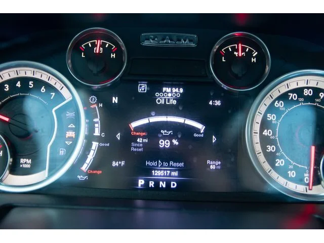 SEMINUEVOS RAM 1500 Crew Cab a Estados en autogozo