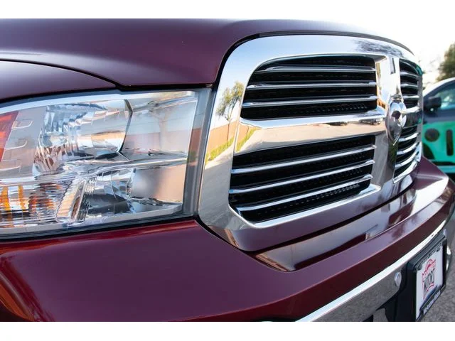 SEMINUEVOS RAM 1500 Crew Cab a Estados en autogozo