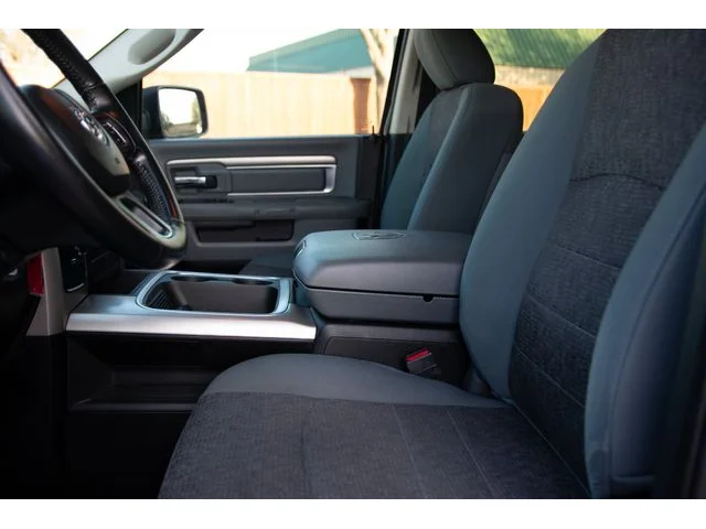 SEMINUEVOS RAM 1500 Crew Cab a Estados en autogozo
