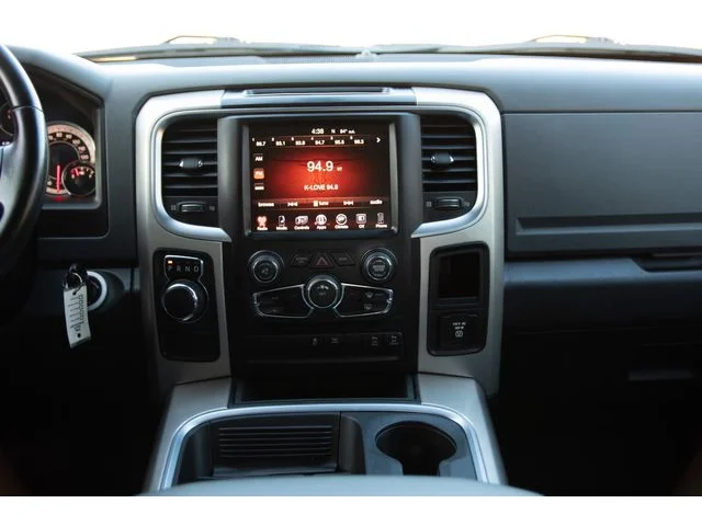 SEMINUEVOS RAM 1500 Crew Cab a Estados en autogozo