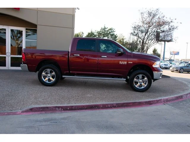 SEMINUEVOS RAM 1500 Crew Cab a Estados en autogozo