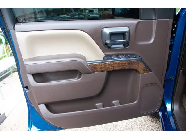 SEMINUEVOS CHEVROLET Silverado 1500 Crew Cab a Estados en autogozo