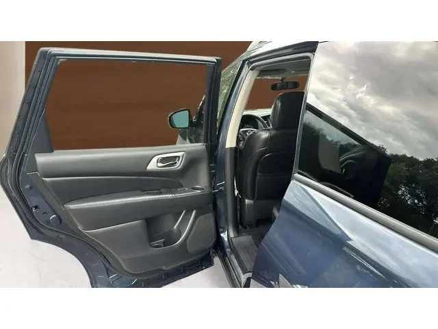 SEMINUEVOS NISSAN Pathfinder a Estados en autogozo