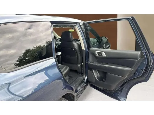 SEMINUEVOS NISSAN Pathfinder a Estados en autogozo