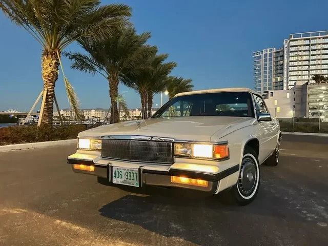 SEMINUEVOS CADILLAC DeVille a Estados en autogozo