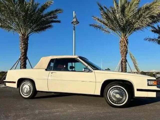 SEMINUEVOS CADILLAC DeVille a Estados en autogozo