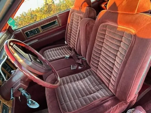 SEMINUEVOS CADILLAC DeVille a Estados en autogozo