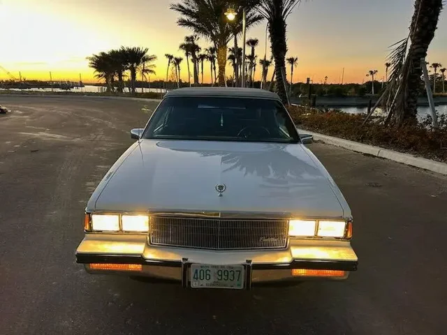 SEMINUEVOS CADILLAC DeVille a Estados en autogozo