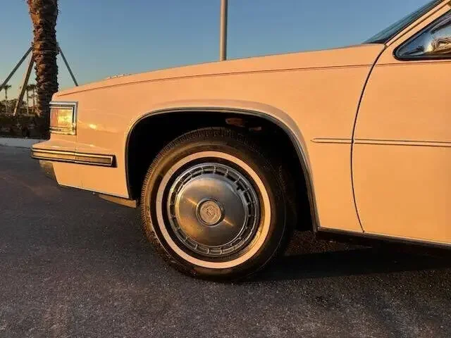 SEMINUEVOS CADILLAC DeVille a Estados en autogozo