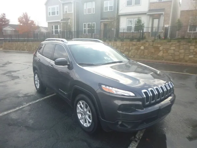 SEMINUEVOS JEEP Cherokee a Estados en autogozo