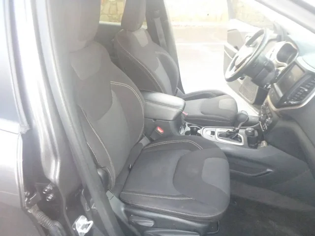 SEMINUEVOS JEEP Cherokee a Estados en autogozo
