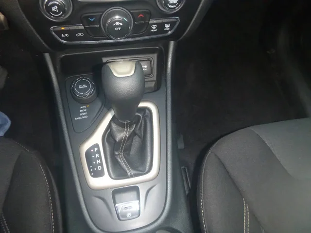 SEMINUEVOS JEEP Cherokee a Estados en autogozo