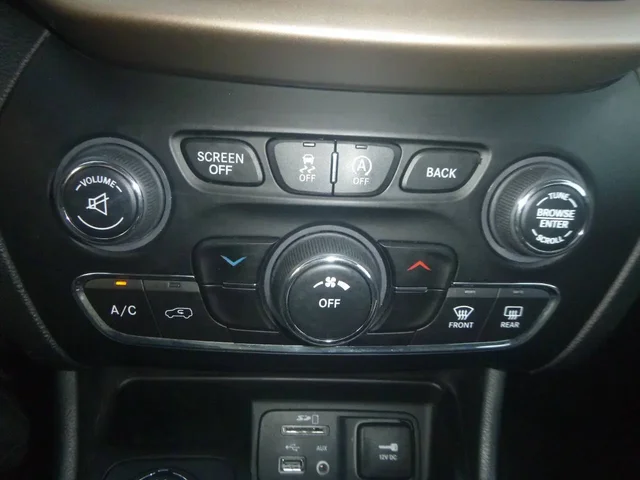 SEMINUEVOS JEEP Cherokee a Estados en autogozo