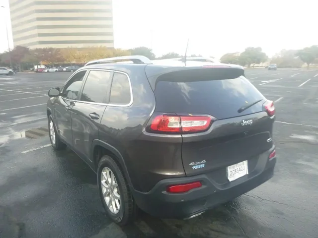 SEMINUEVOS JEEP Cherokee a Estados en autogozo