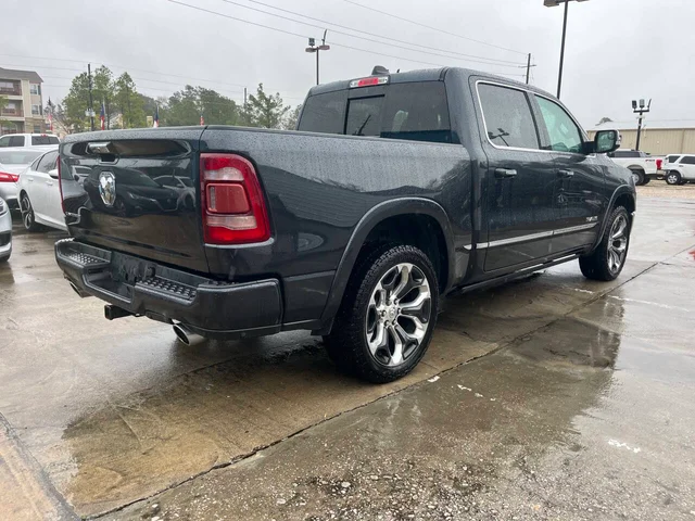 SEMINUEVOS RAM 1500 a Estados en autogozo