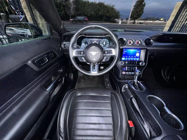 SEMINUEVOS FORD Mustang a Estados en autogozo