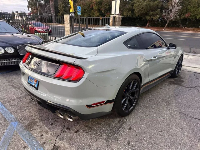 SEMINUEVOS FORD Mustang a Estados en autogozo