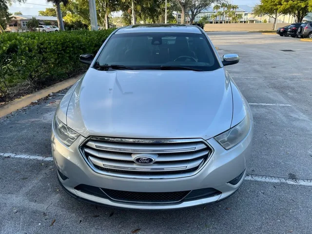SEMINUEVOS FORD Taurus a Estados en autogozo