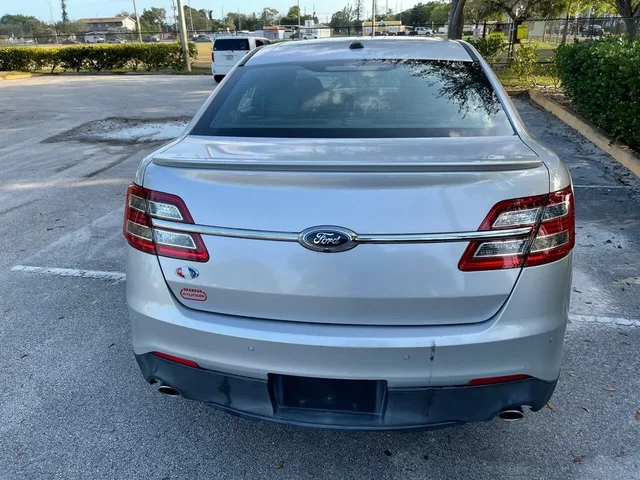 SEMINUEVOS FORD Taurus a Estados en autogozo