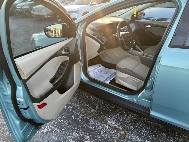 SEMINUEVOS FORD Focus a Estados en autogozo