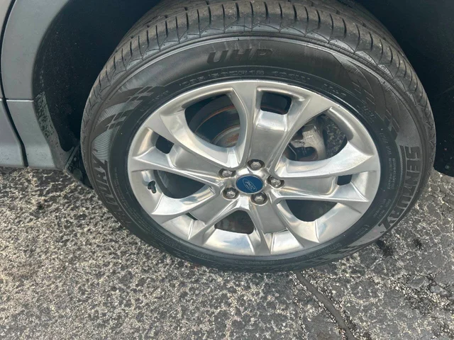 SEMINUEVOS FORD Escape a Estados en autogozo