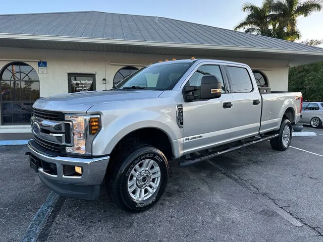 SEMINUEVOS FORD F-350 Super Duty a Estados en autogozo Vehicle Image