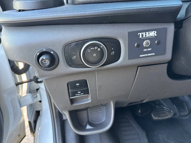 SEMINUEVOS FORD Transit a Estados en autogozo