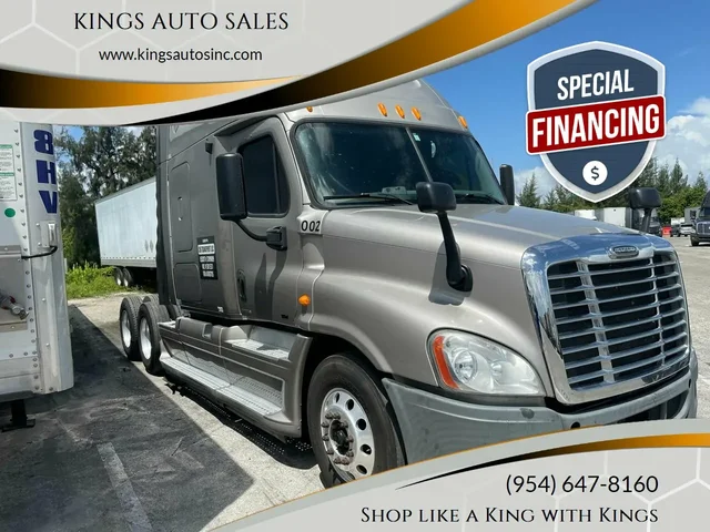 SEMINUEVOS FREIGHTLINER Cascadia a Estados en autogozo Vehicle Image