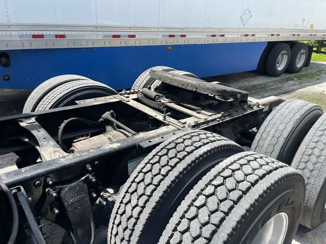SEMINUEVOS FREIGHTLINER Cascadia a Estados en autogozo