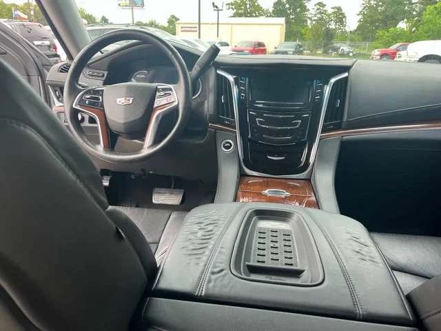 SEMINUEVOS CADILLAC Escalade ESV a Estados en autogozo