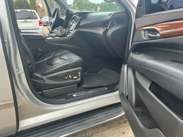 SEMINUEVOS CADILLAC Escalade ESV a Estados en autogozo