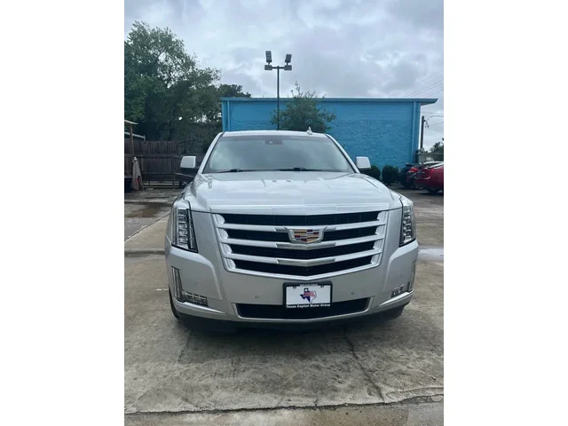 SEMINUEVOS CADILLAC Escalade ESV a Estados en autogozo