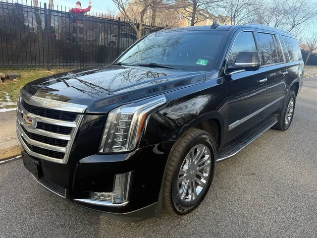 SEMINUEVOS CADILLAC Escalade ESV a Estados en autogozo