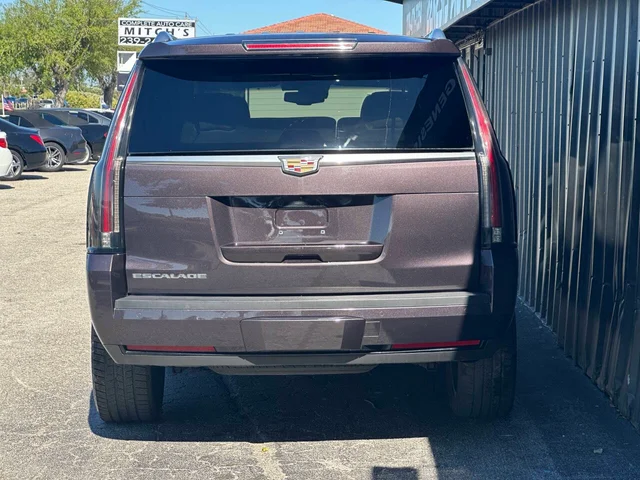 SEMINUEVOS CADILLAC Escalade a Estados en autogozo