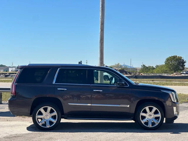 SEMINUEVOS CADILLAC Escalade a Estados en autogozo