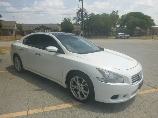 SEMINUEVOS NISSAN Maxima a Estados en autogozo