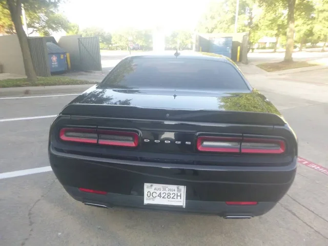 SEMINUEVOS DODGE Challenger a Estados en autogozo