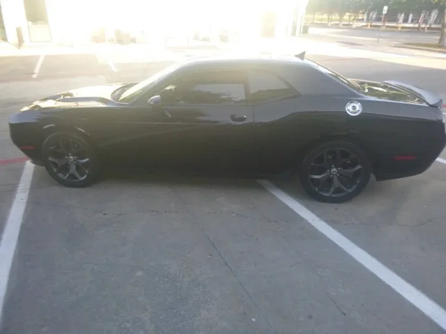 SEMINUEVOS DODGE Challenger a Estados en autogozo