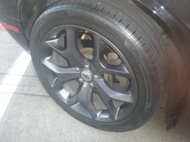 SEMINUEVOS DODGE Challenger a Estados en autogozo