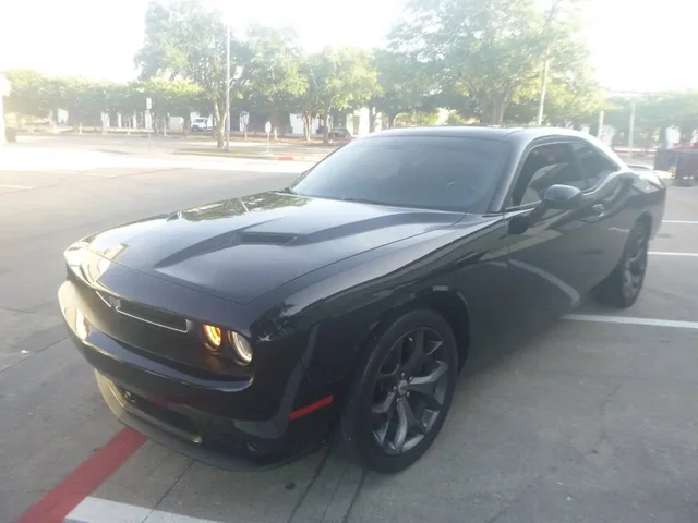 SEMINUEVOS DODGE Challenger a Estados en autogozo