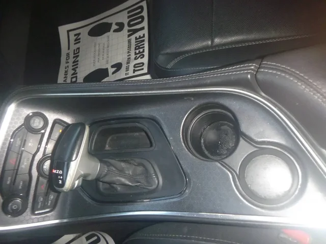 SEMINUEVOS DODGE Challenger a Estados en autogozo