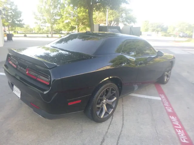 SEMINUEVOS DODGE Challenger a Estados en autogozo