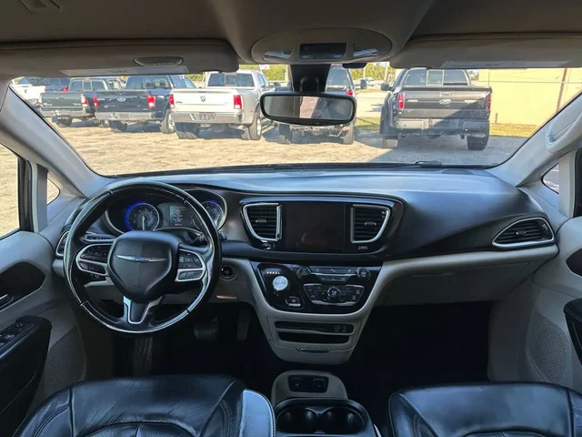 SEMINUEVOS CHRYSLER Pacifica a Estados en autogozo