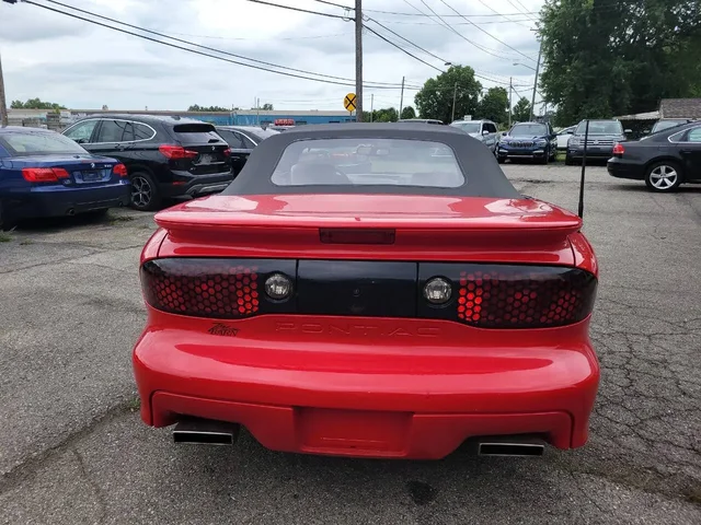 SEMINUEVOS PONTIAC Firebird a Estados en autogozo