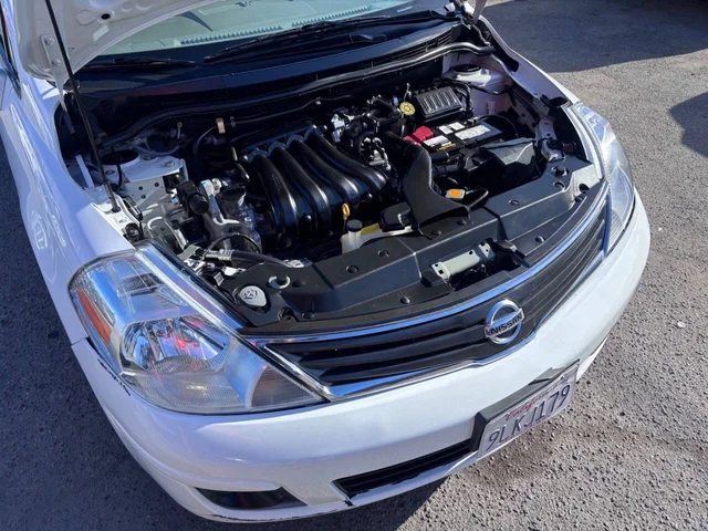 SEMINUEVOS NISSAN Versa a Estados en autogozo