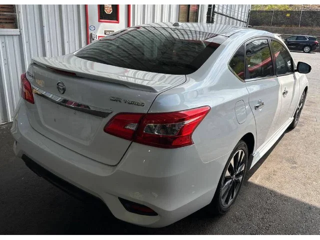 SEMINUEVOS NISSAN Sentra a Estados en autogozo