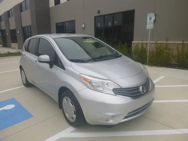 SEMINUEVOS NISSAN Versa Note a Estados en autogozo