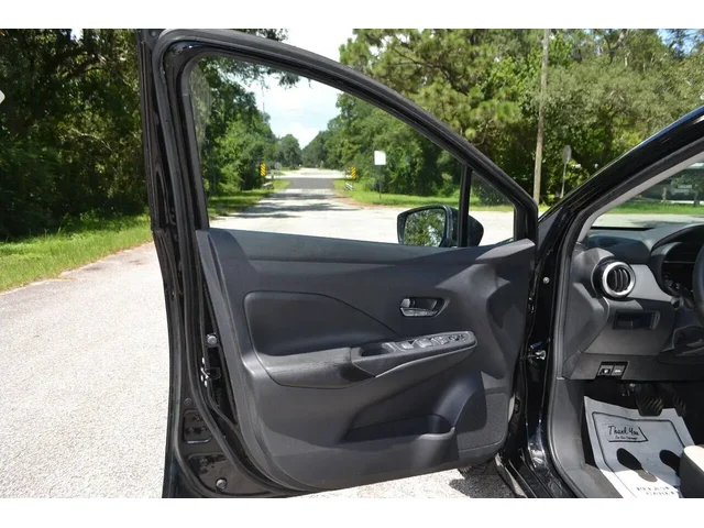 SEMINUEVOS NISSAN Versa a Estados en autogozo