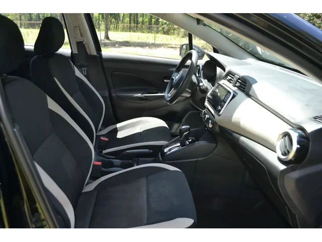 SEMINUEVOS NISSAN Versa a Estados en autogozo